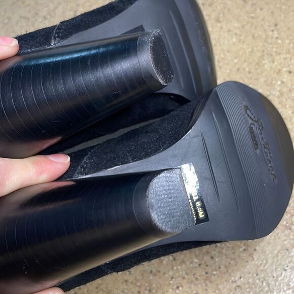 Zodiac “Pandell” Black Distressed Suede Scrunch Shaft Heeled Boots sz 6.5 - Picture 9 of 11